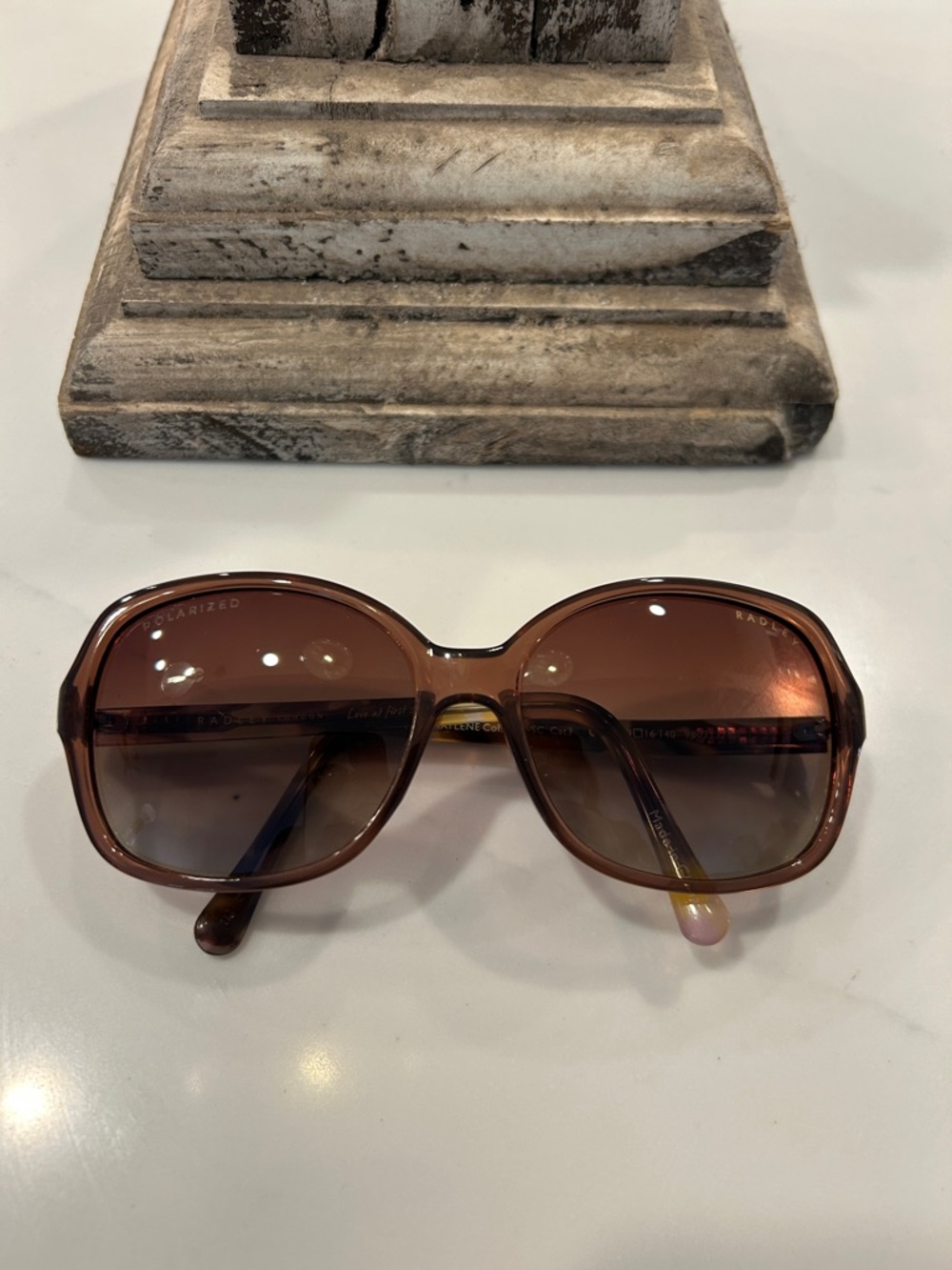 POLARIZED Radley London oversized 100% UVA/UVB protection tortoise sunglasses